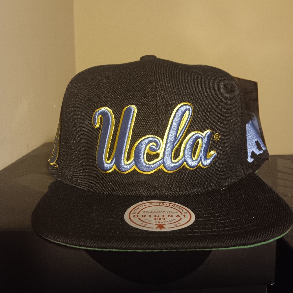 UCLA Black and Blue Snapback Hat